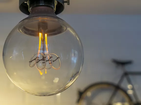 Che cos'è l'energia? Scoprilo con AGN ENERGIA - 7 Sai cos’è l’energia? AGN ENERGIA ti aiuta a scoprire il mondo energetico e a trovare la soluzione ideale per le tue necessità energetiche. - 7