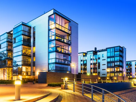 Offerte Luce condomini - 2 AGN ENERGIA propone agli amministratori di condominio un consulente dedicato per un servizio completo su misura. Scopri tariffe e offerte. - 2