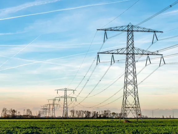 Storia della distribuzione della corrente elettrica - 7 Scorpi insieme ad AGN ENERGIA la storia dell'energia elettrica. Scegli la tua offerta personalizzata! - 7